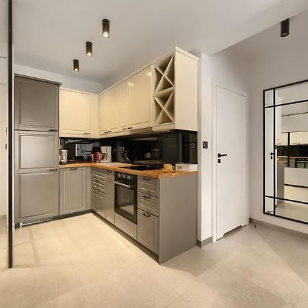 Elite Apartament Parking By Impero Познань Экстерьер фото